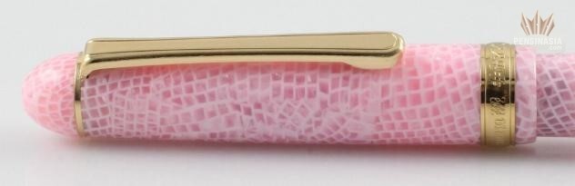 PLATINUM CELLULOID SAKURA WITH GOLD PLATED TRIM BALL POINT PEN SUPERB GORGEOUS !