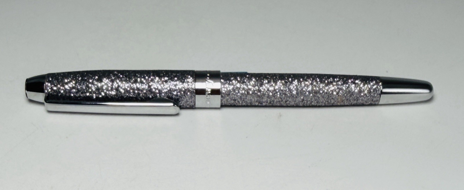 Kate Spade Textured Silver Glitter Ballpoint Pen Black Ink Removable Cap