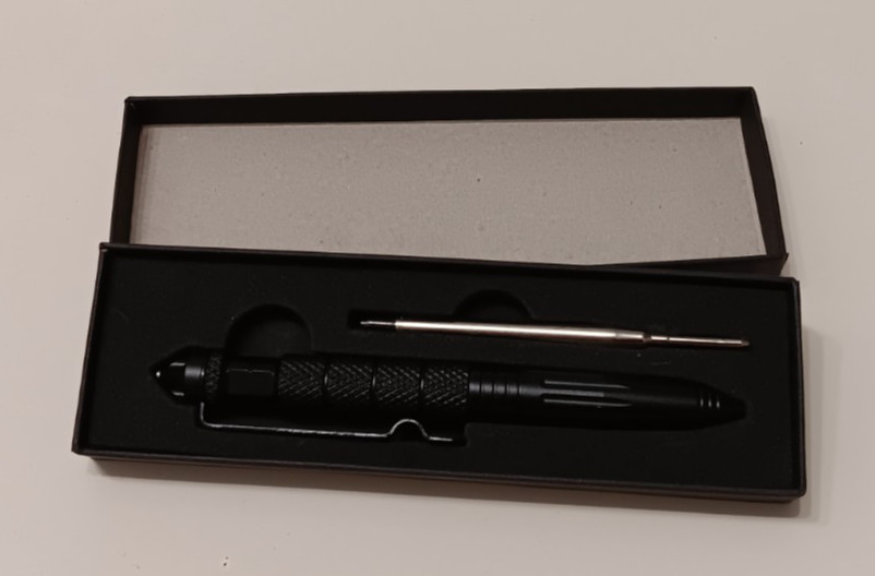 Tactical Black Pen with Glass Breaker Cap –1 Ink Refills – Heavy-Duty – Gift Box