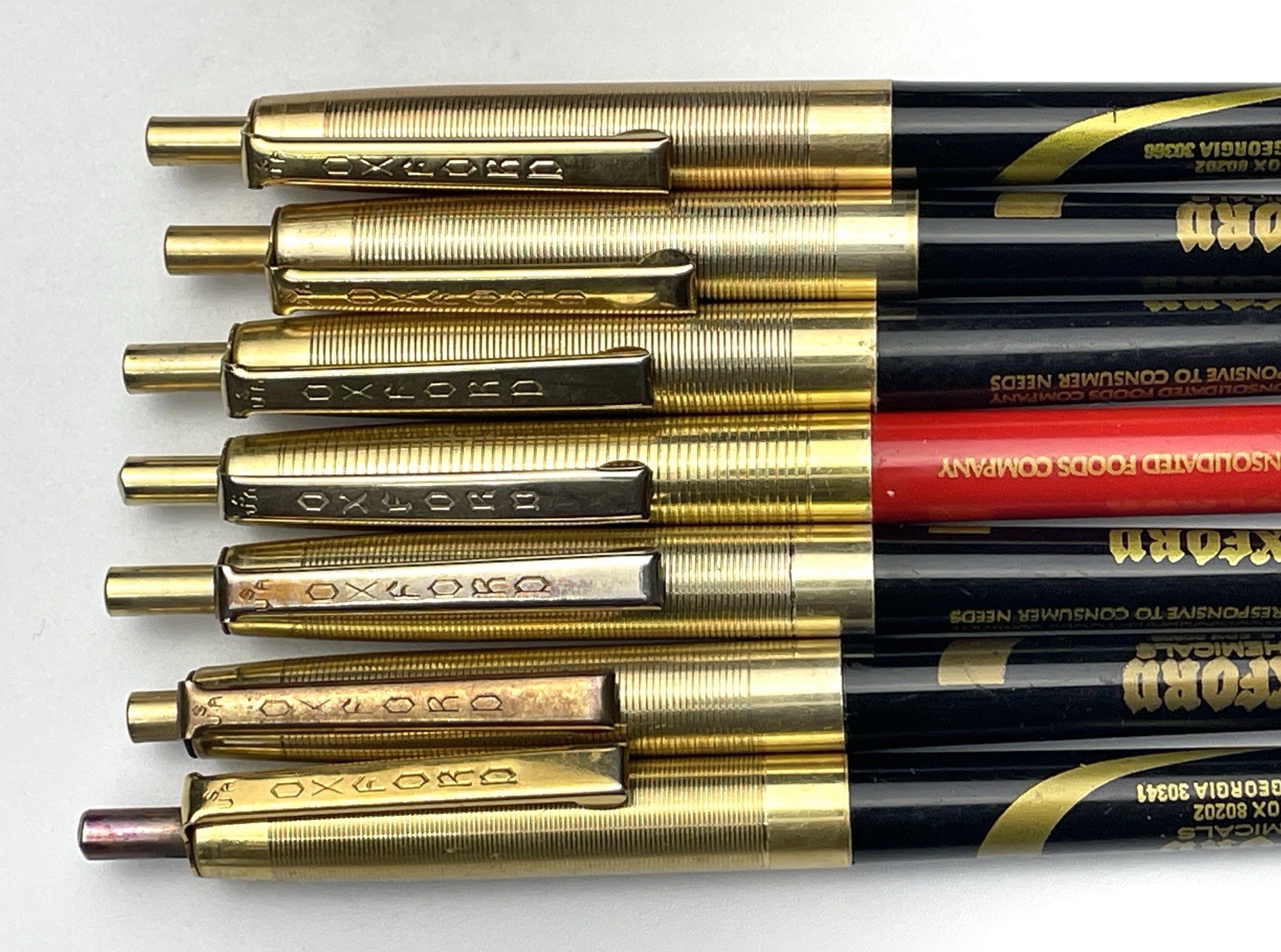 Vintage Oxford Chemical Company Logo Ballpoint Pens Lot of 7 INK IS DRIED OUT