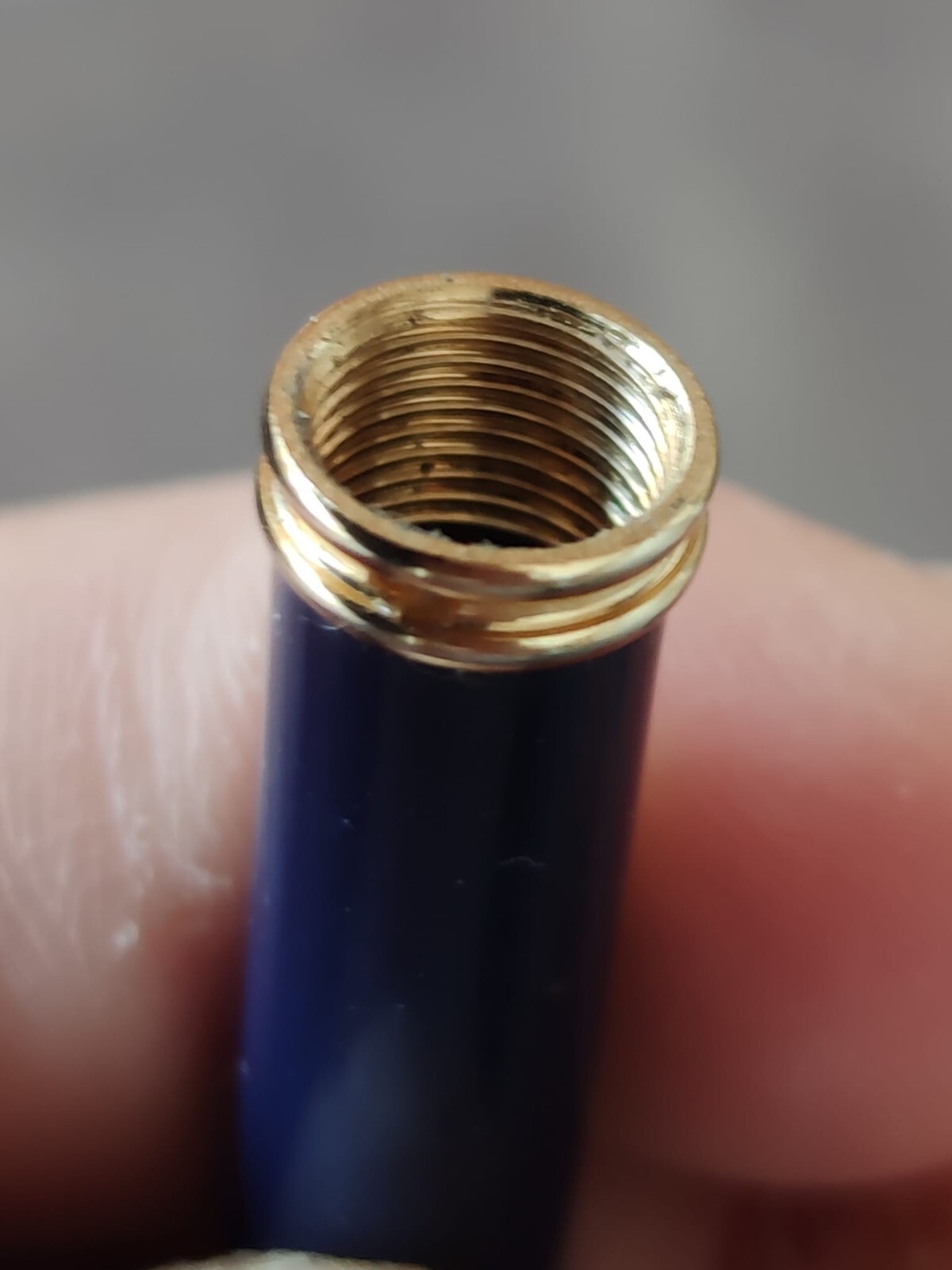 🔴Well made Ballpoint pen – Unknown for me but with logo🔴