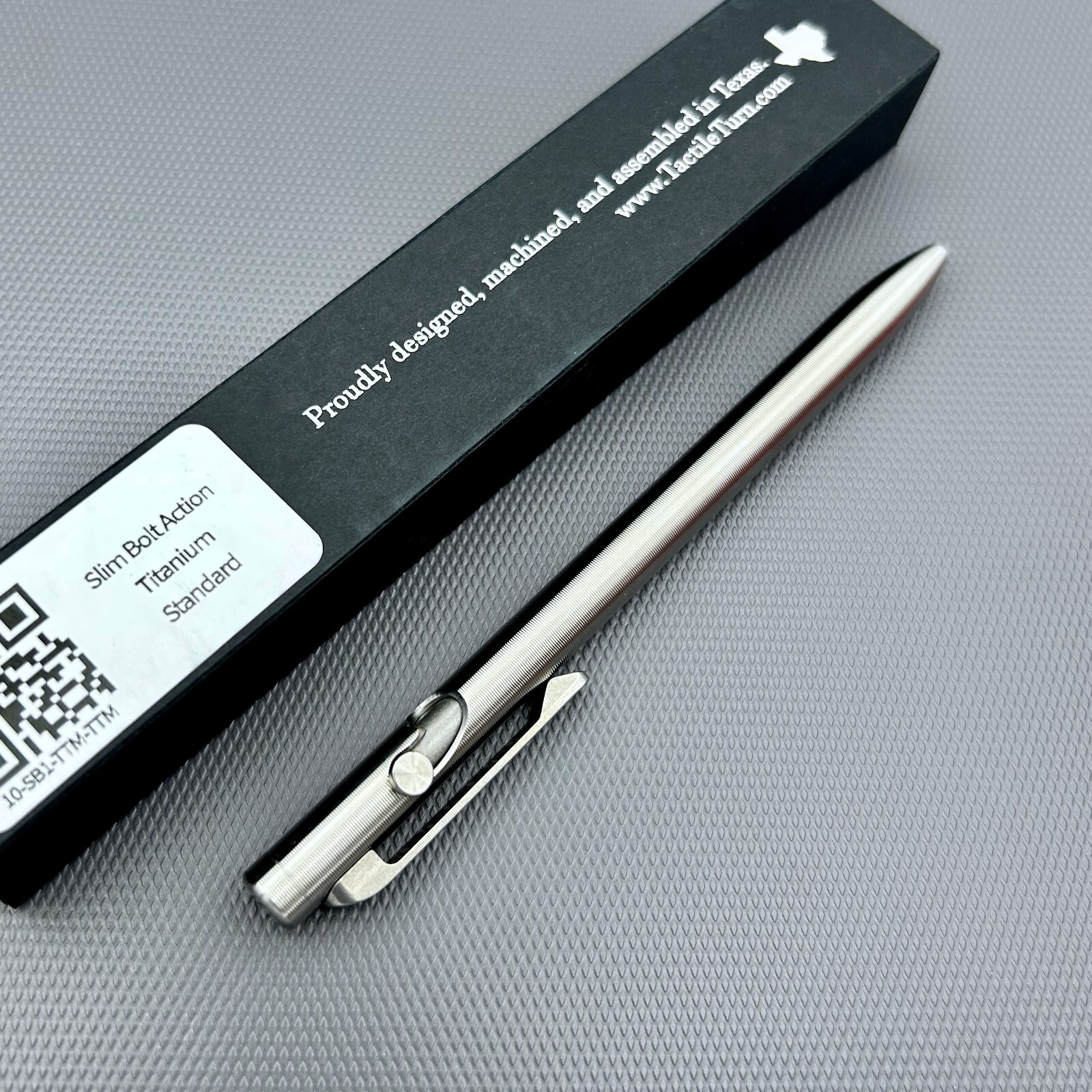 Tactile Turn – Titanium Slim Bolt Action Standard Size Pen G2 Pilot [5.6″]