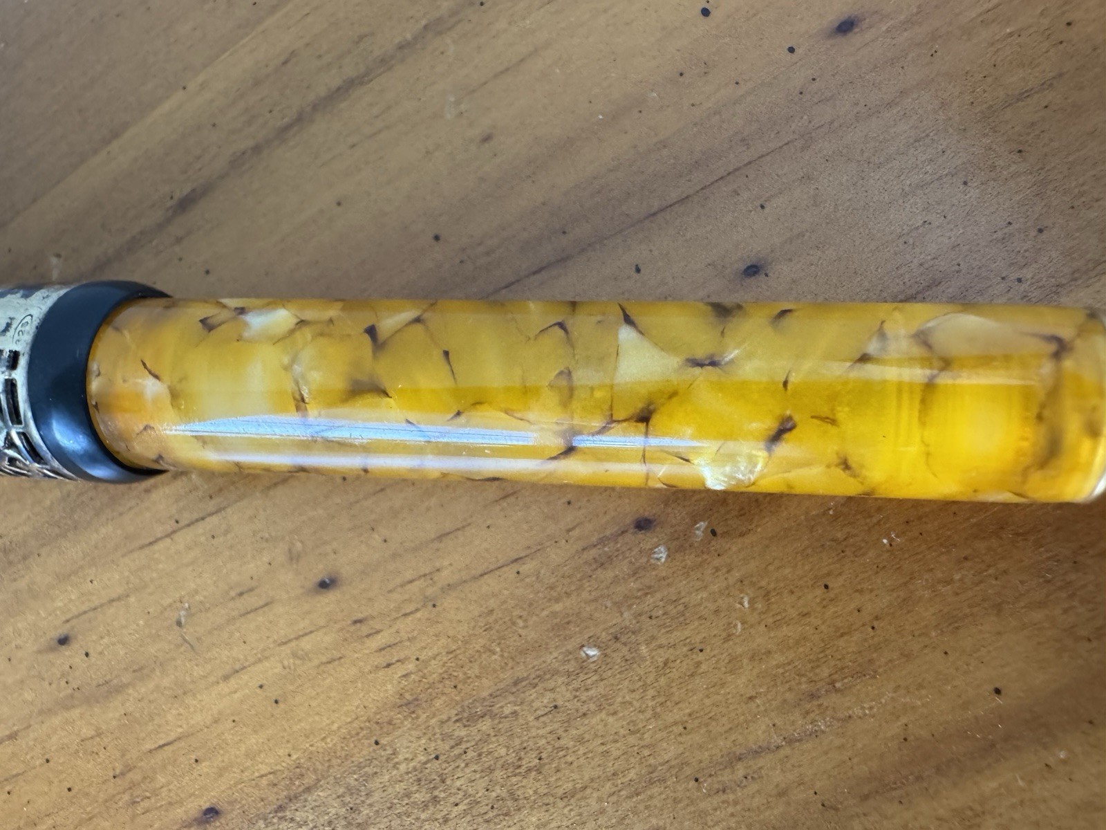 Delta 365 Italy Yellow Orange Marbled Ball Point Pen 925 Trim