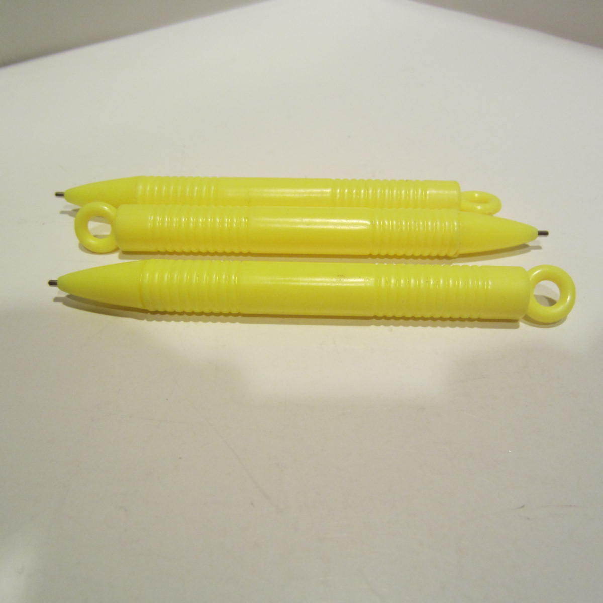 LOT OF 10 YELLOW MAGNETIC TIP PEN-FOR FINE METAL PART REMOVAL-WATCH AND JEWELRY