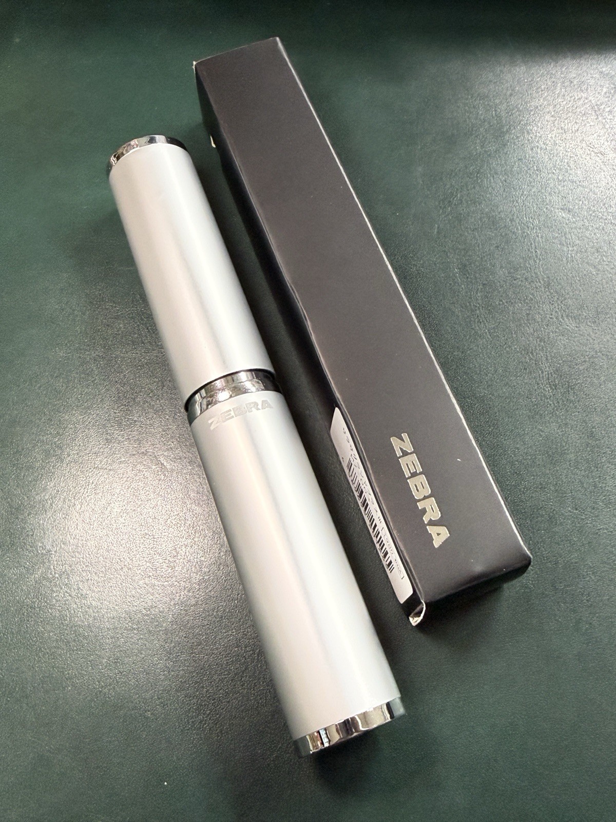 ZEBRA SARASA Grand Knock Gel Ink ballpoint pen 0.5mm Limited Solid Brass Ⅲ