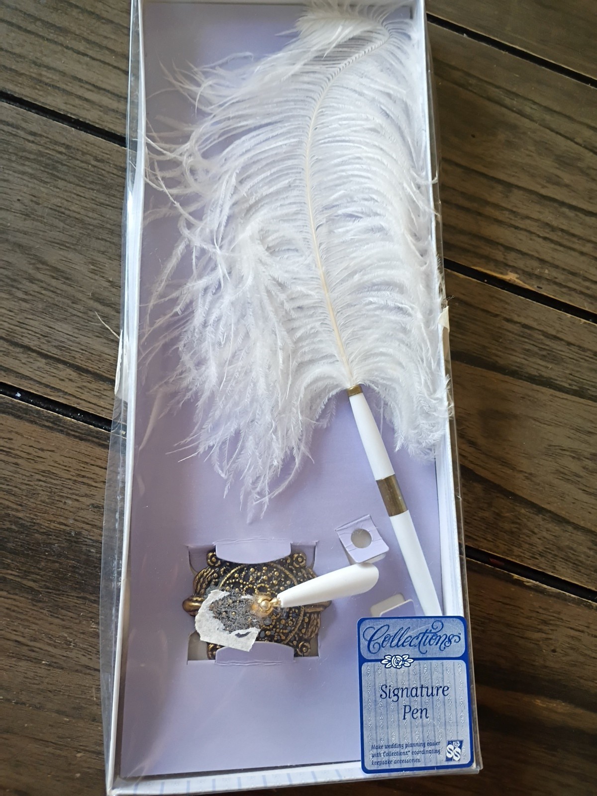 Collectors Signature Feather Pen w/ Pen Holder