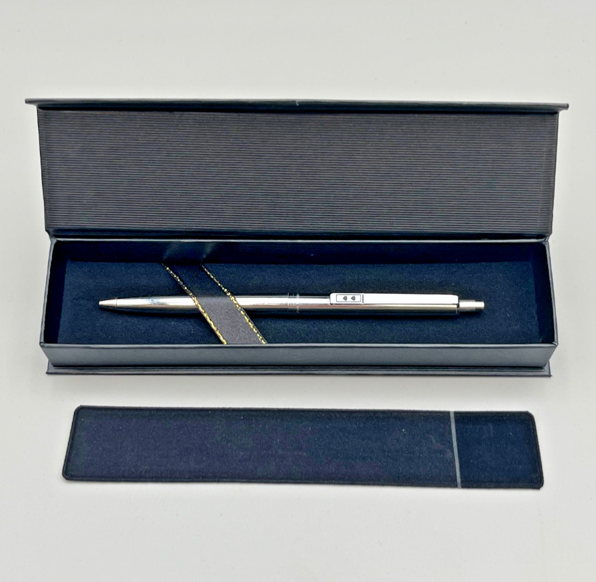 Paper Mate Double Heart Profile Slim Polished Chrome, Blue Ink, Works – Mexico
