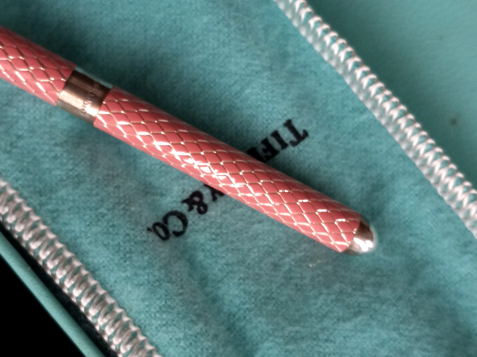 TIFFANY & CO STERLING SILVER & PINK ENAMEL BALLPOINT PEN WITH BOX & POUCH