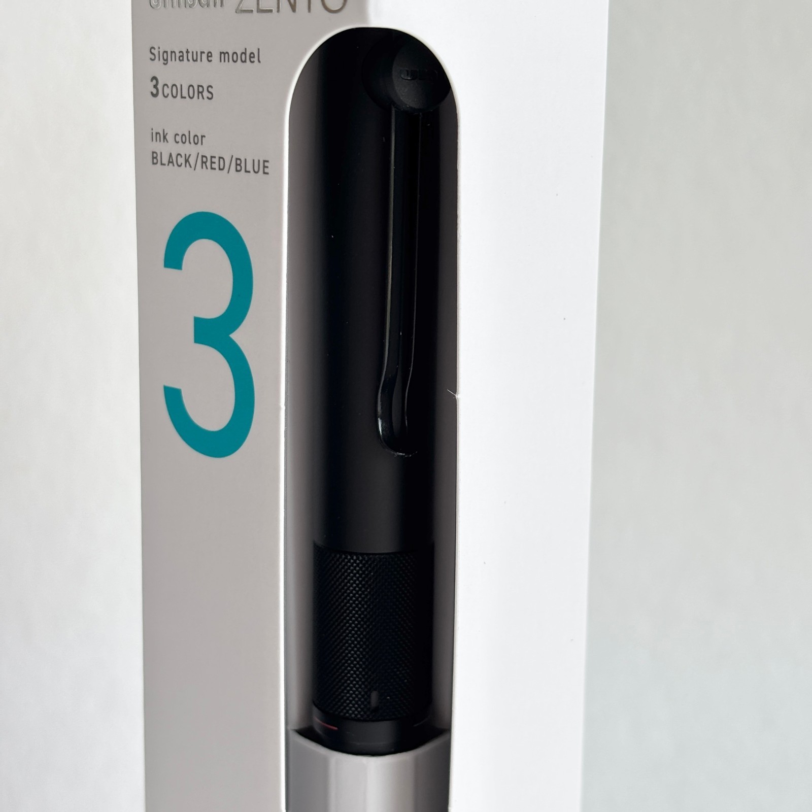 uniball ZENTO Signature Model 3-Color Ballpoint Pen 0.5mm M-Black Black/Red/Blue