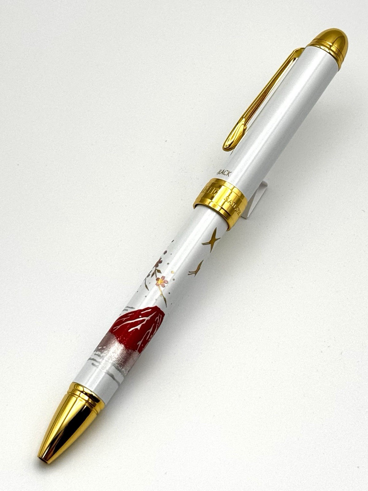 Sailor Multi-Function Pen 3-in-1 Yubi Maki-E Mt. Fuji White Japan 16-0352-210