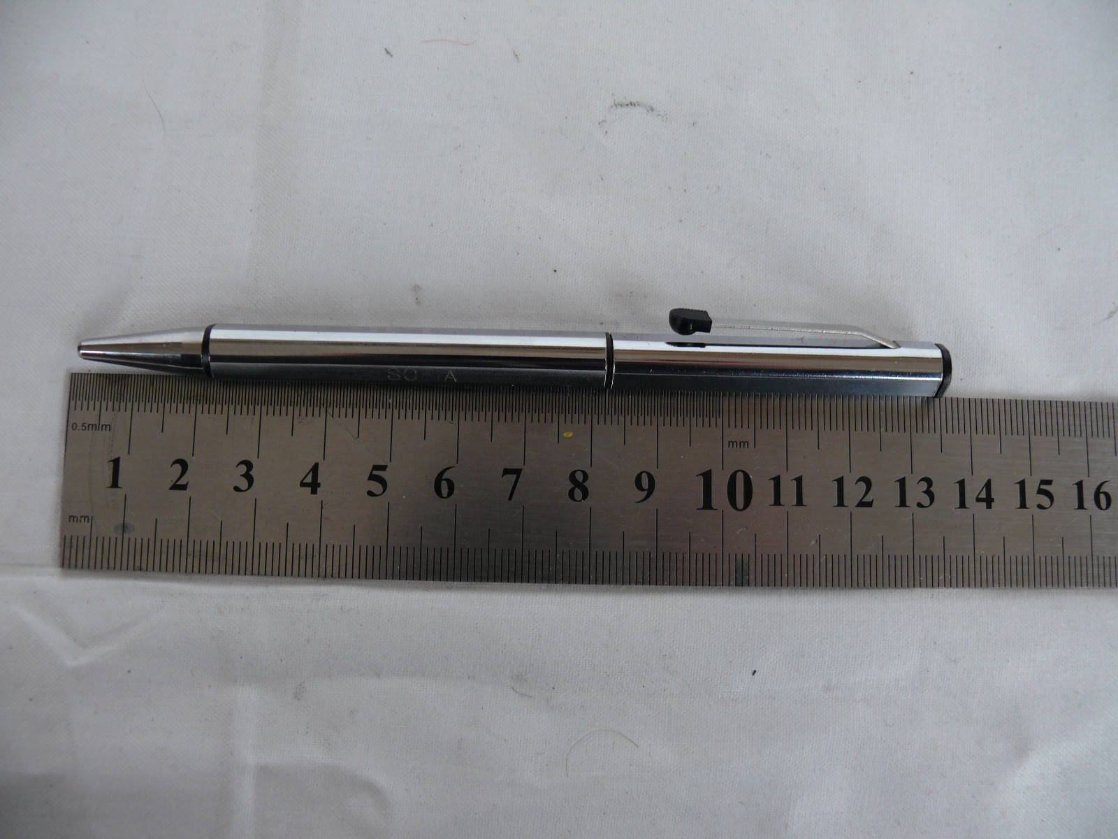 VINTAGE SIGNO METAL AND PLASTIC BALLPOINT PEN IN BOX #1669
