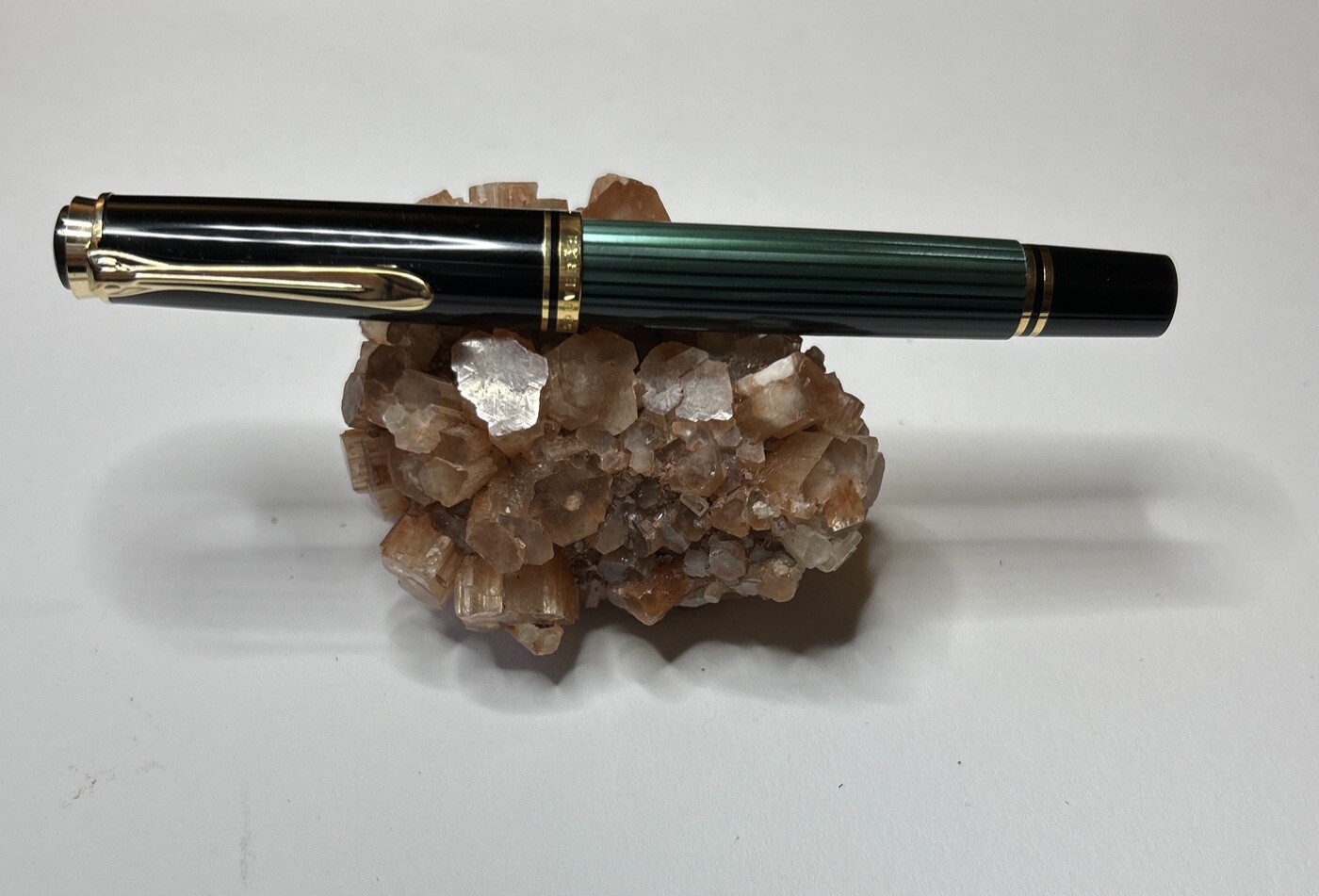 Pelikan Souverän R400 Rollerball Pen, Black/Green