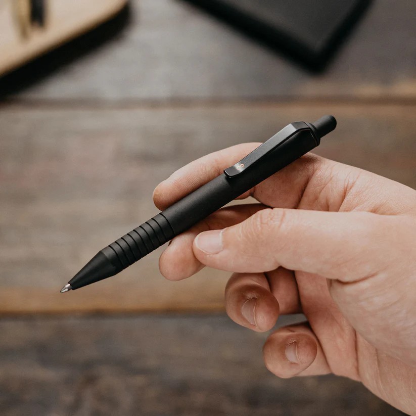 Everyman Grafton Mini Pen Super Matte Black Aluminum w/New Metal Gel Cartridge