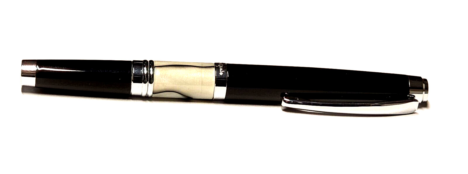 Bettoni Collection Pen Mother of Pearl Queen Elizabeth 2Cunard 2007World Cruise