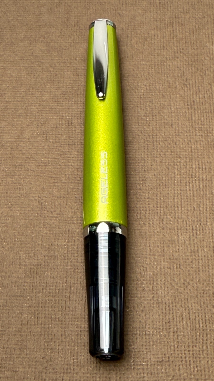 Pilot Ageless Present Pen Lime Green No Box Papers w/ BRFN Refill