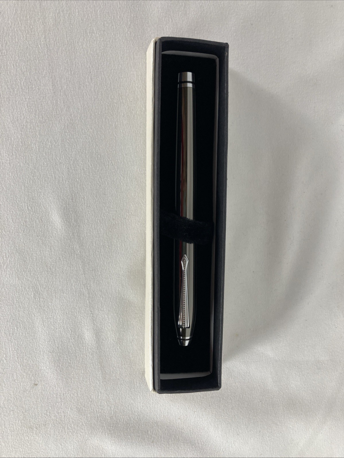 Barrington Ballpoint Pen Chrysler Capital Logo Heavy-Weight Twist Cap with Ink