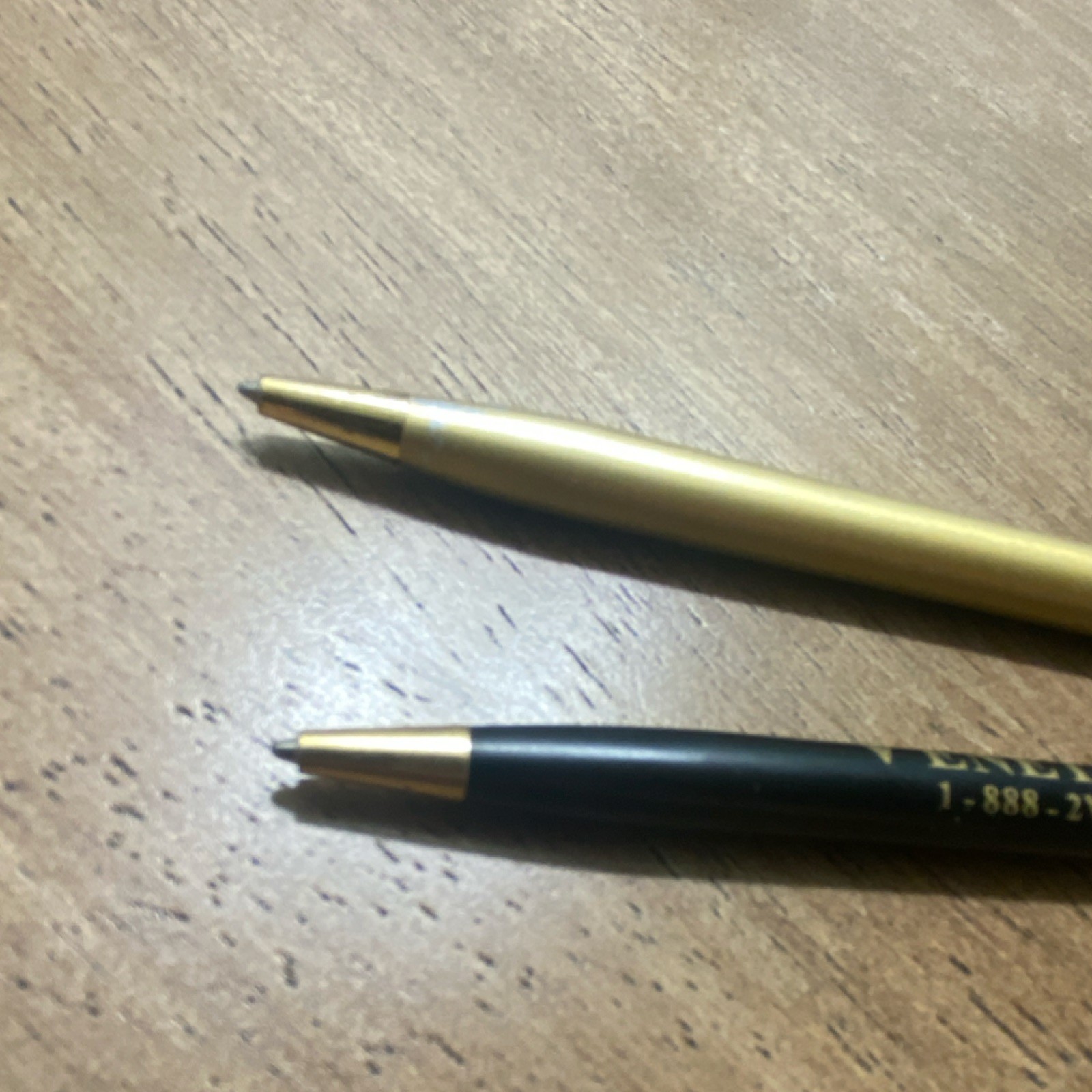 The Venetian & The Palazzo Collectible Metal Ballpoint Pens Gold Trim Black Ink