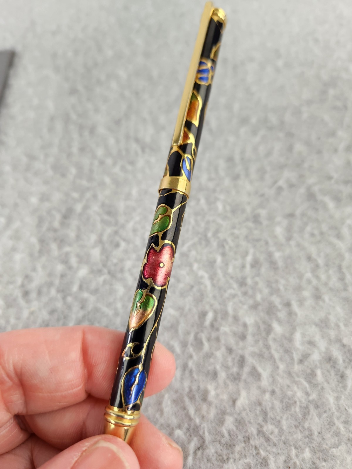 Vintage Chinese Cloisonné Enamel Floral Pen ballpoint Writing Black Iridescent
