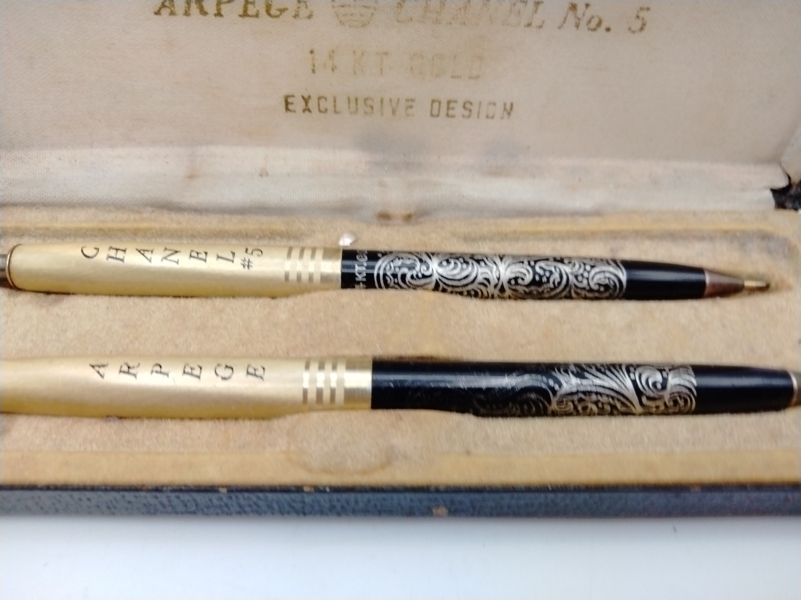 Vintage Arpege Chanel No. 5 Ballpoint 14kt Gold Perfumed Writing Pens Set