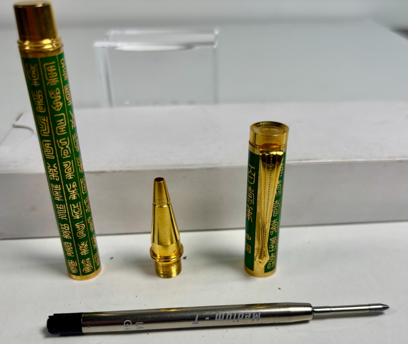 Vintage Chinese Souvenir Ballpoint Pen Green & Gold w/Brocade Gift Box
