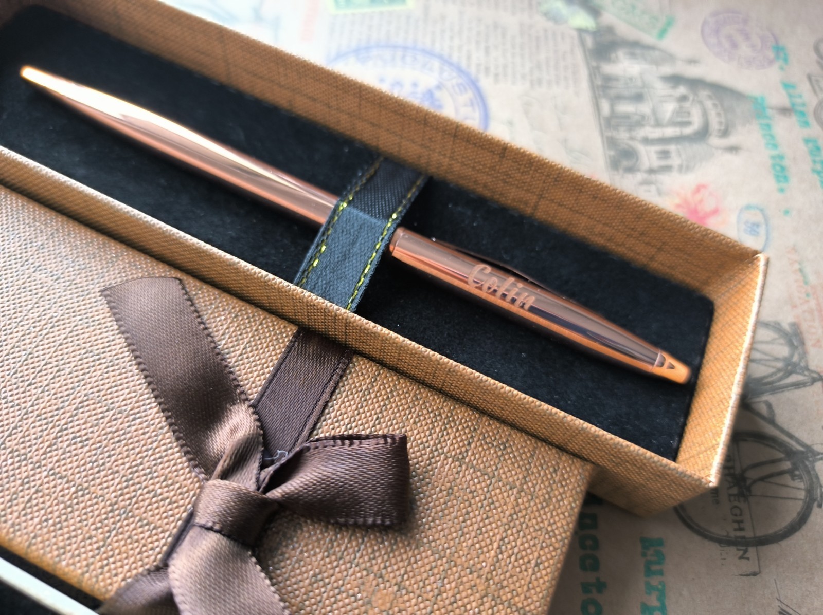 Luxury Metallic Engraved Pens – Timeless Elegance