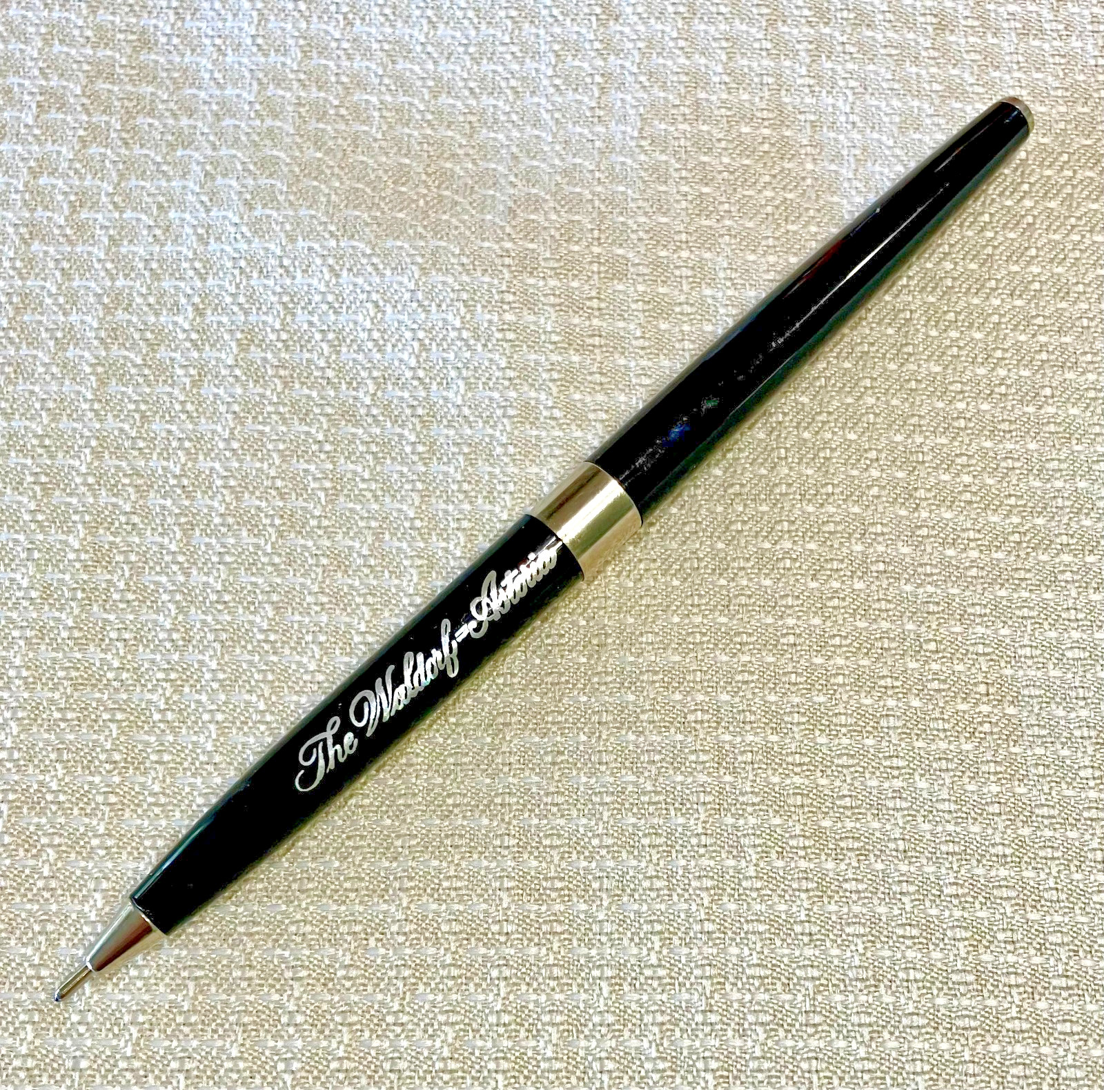 Vintage Waldorf Astoria New York Hotel Ballpoint Pen Silver Black Gold Trim 1990