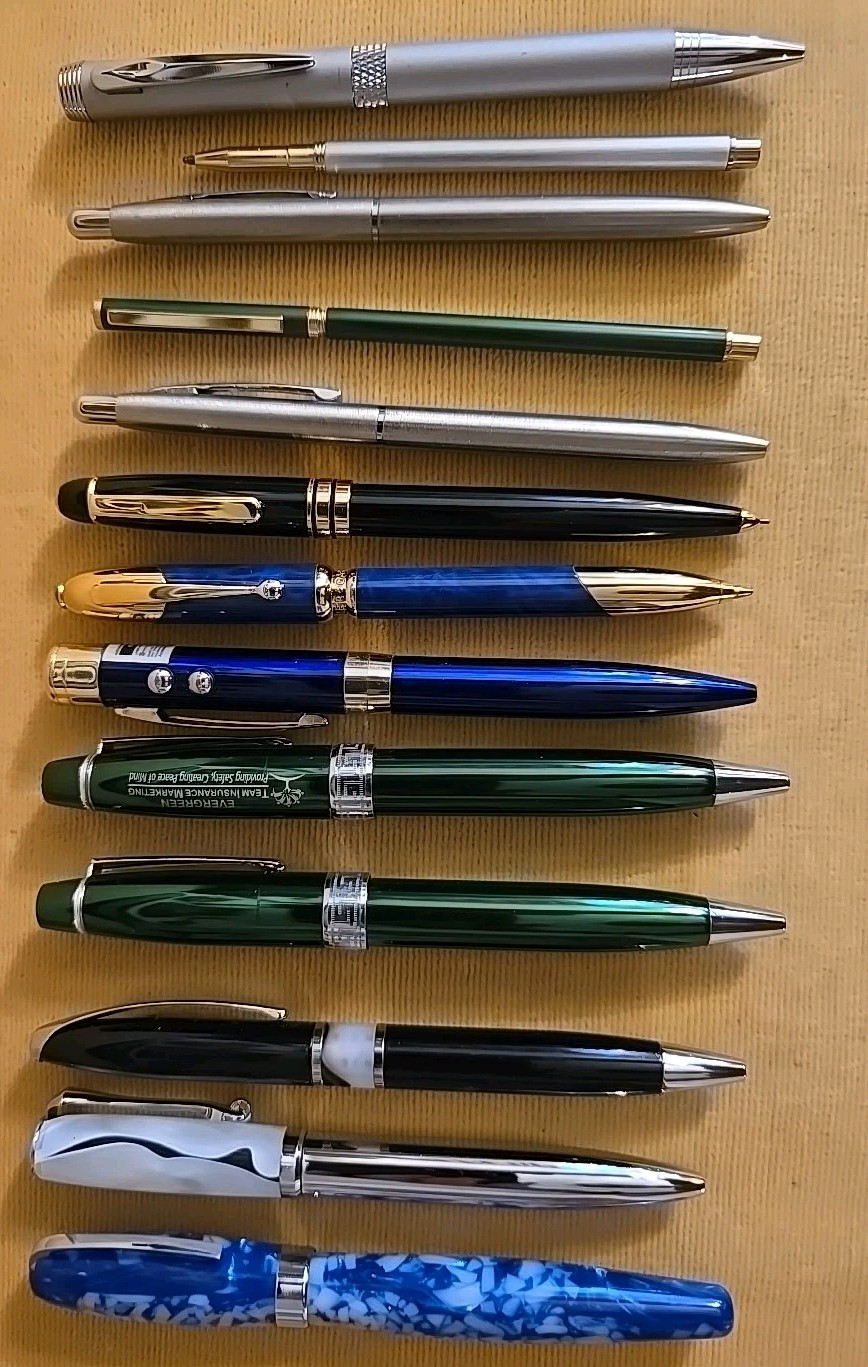 13 Black Green Acrylic Celluloid Steel Attaché Ballpoint Pens Blue LACHIEVA?