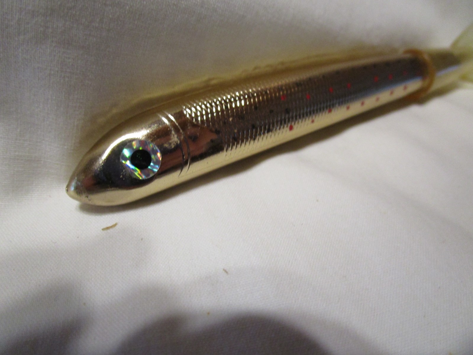 VINTAGE FISHING LURE INK PEN 5 3/4″ RUBBER COVER FIN