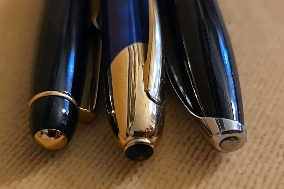 13 Black Green Acrylic Celluloid Steel Attaché Ballpoint Pens Blue LACHIEVA?