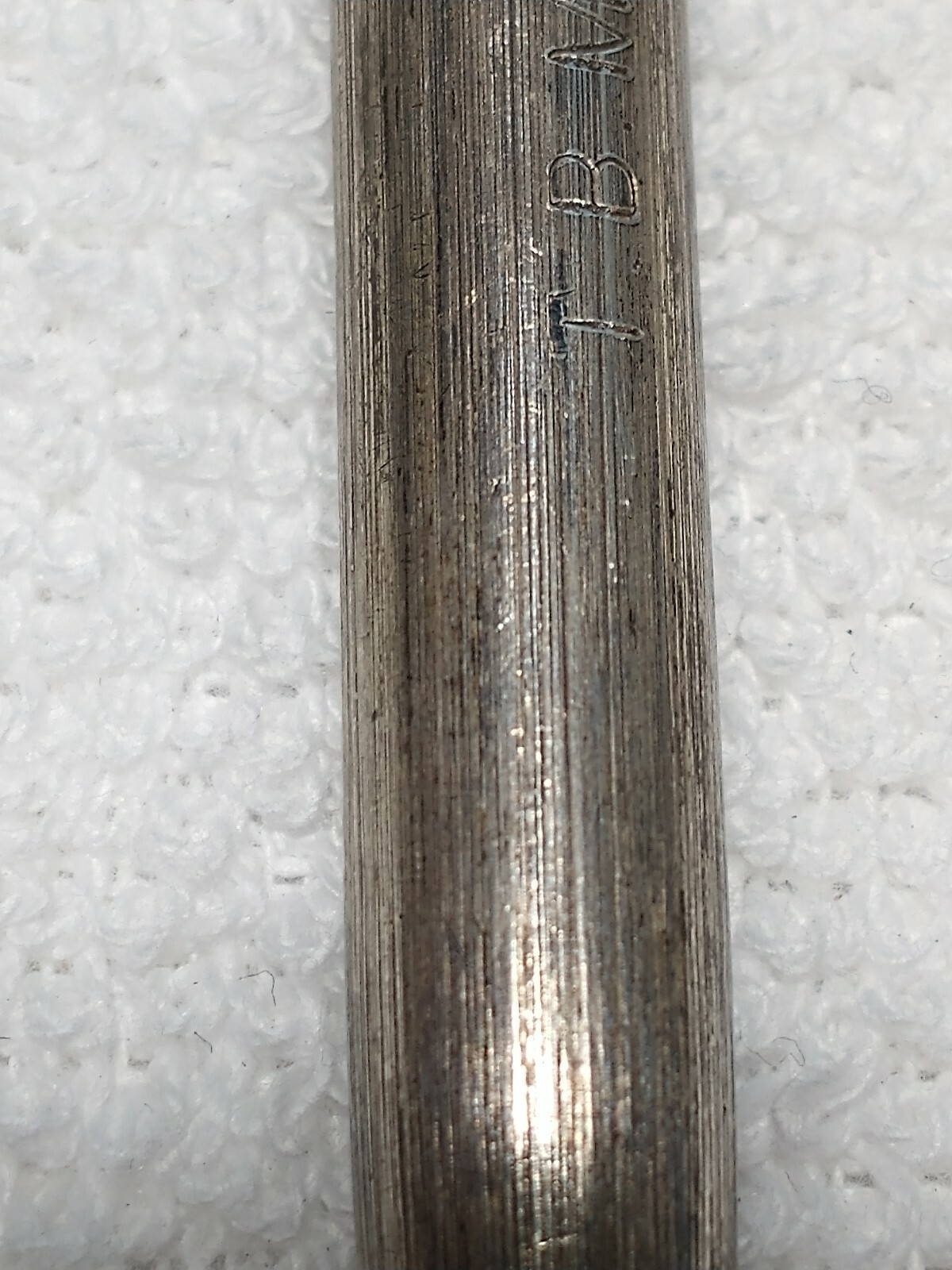 ANTIQUE SOLID STERLING SILVER «925» VINTAGE BALLPOINT PEN CAP ACTION NICE PATINA