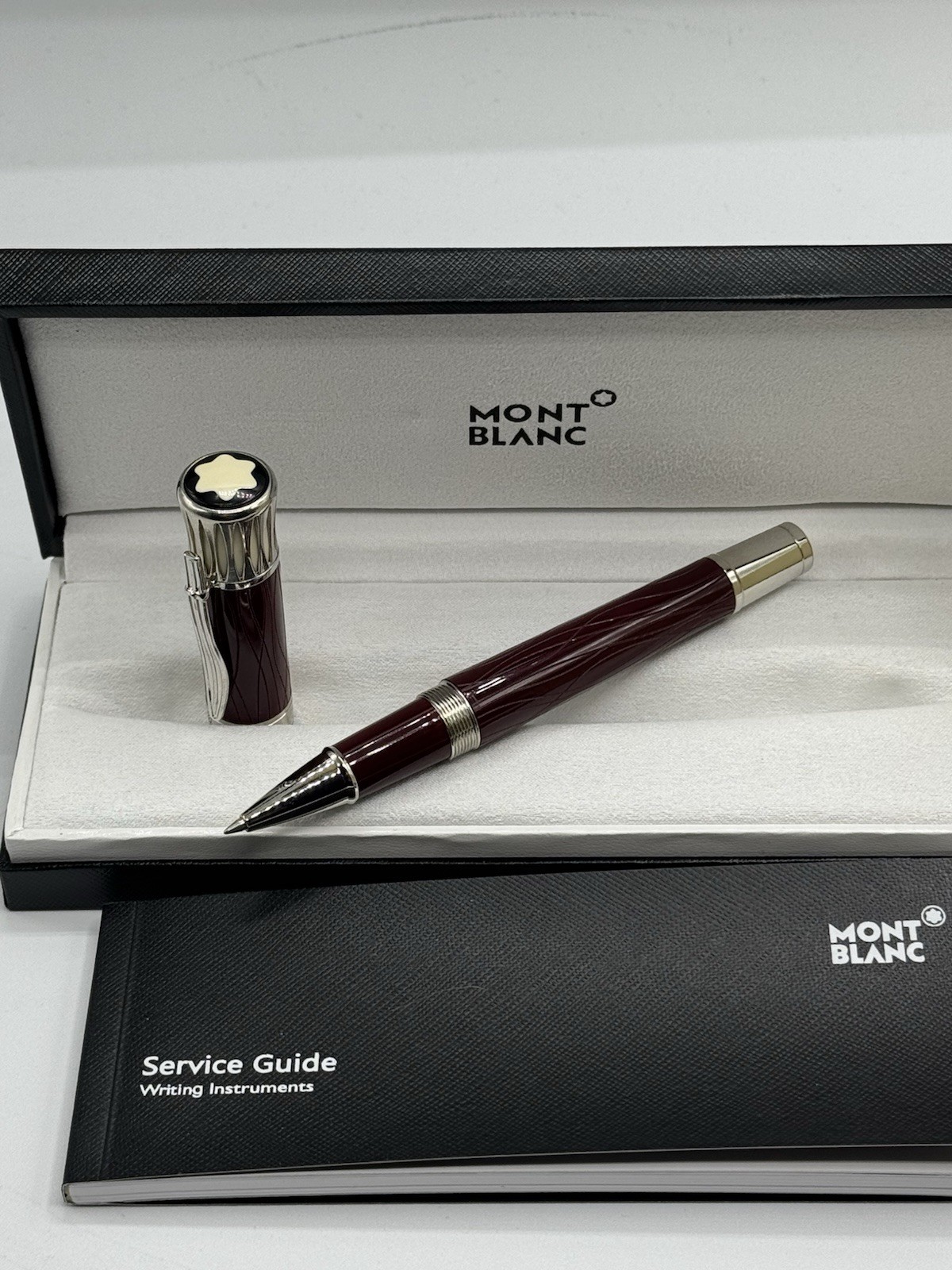 Premium Montblanc Writers Edition Mark Twain Limited Edition Red Ball Point Pen