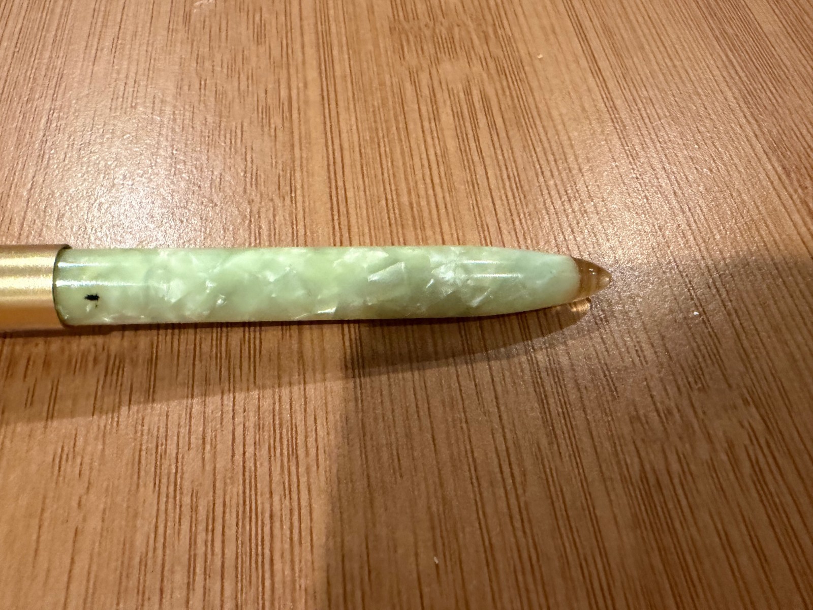 Vintage Ritepoint Light Green Plastic or Celluloid Oen