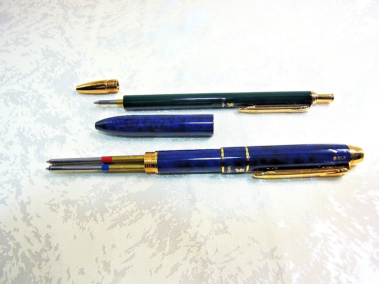 Burberry Blue Marble 3‑color & Green Ballpoint Pen Gold Trim with Box Mint