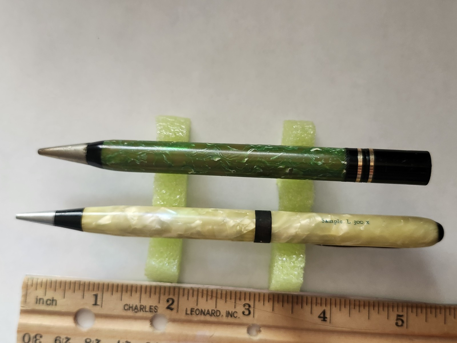 Vtg Faux Mother Of Pearl & Celluloid Pen Thomas D Murphy Co. Red Oak, IA Sample