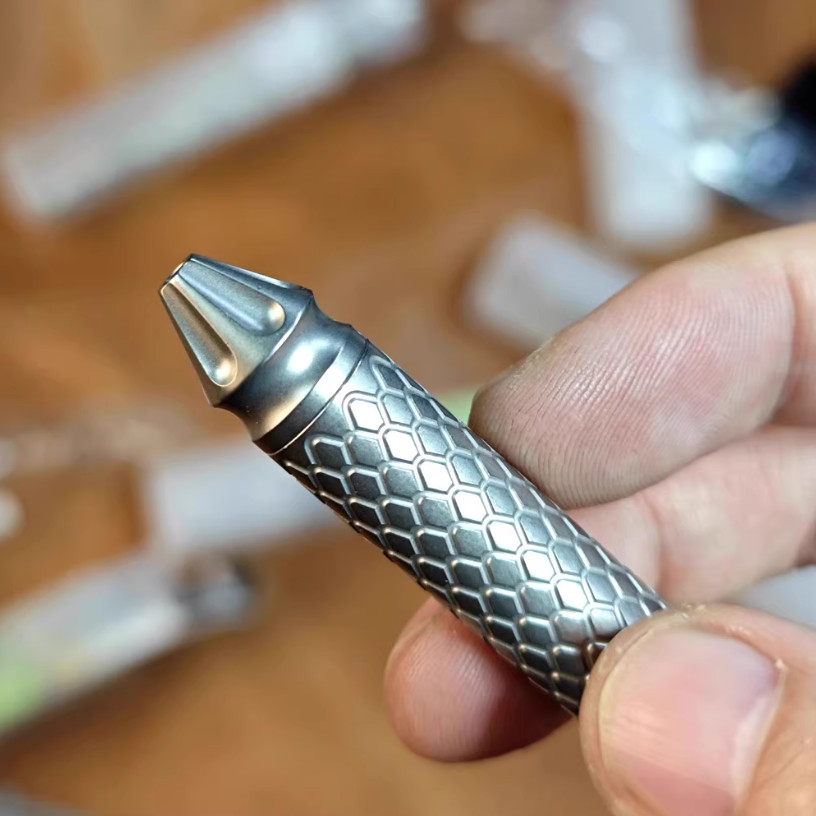 EDC Brass Bolt Action Ballpoint Pen Signature Writing Pen with Fidget Spinner
