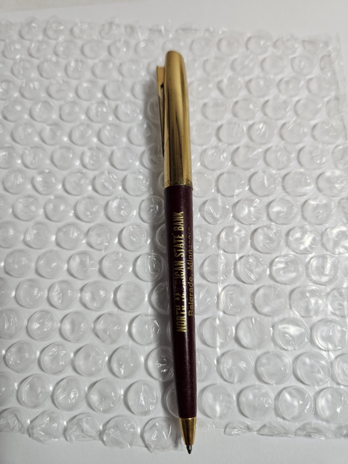 Newton Pen Vintage Pocket Clip Activates Barrel