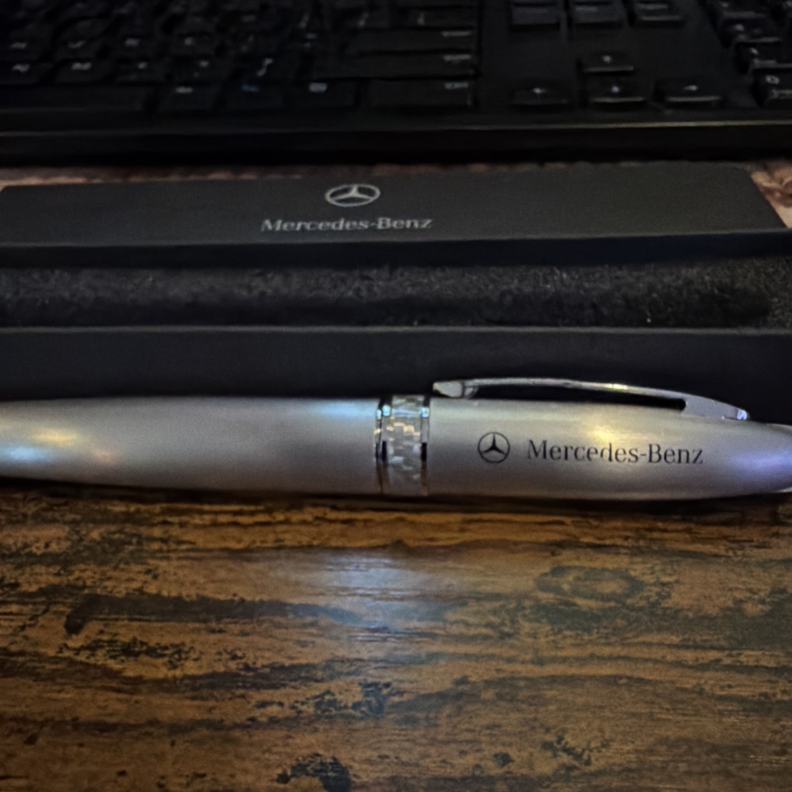 NIB Genuine Mercedes-Benz silver metal w/crystals Ballpoint Roller Ball Pen