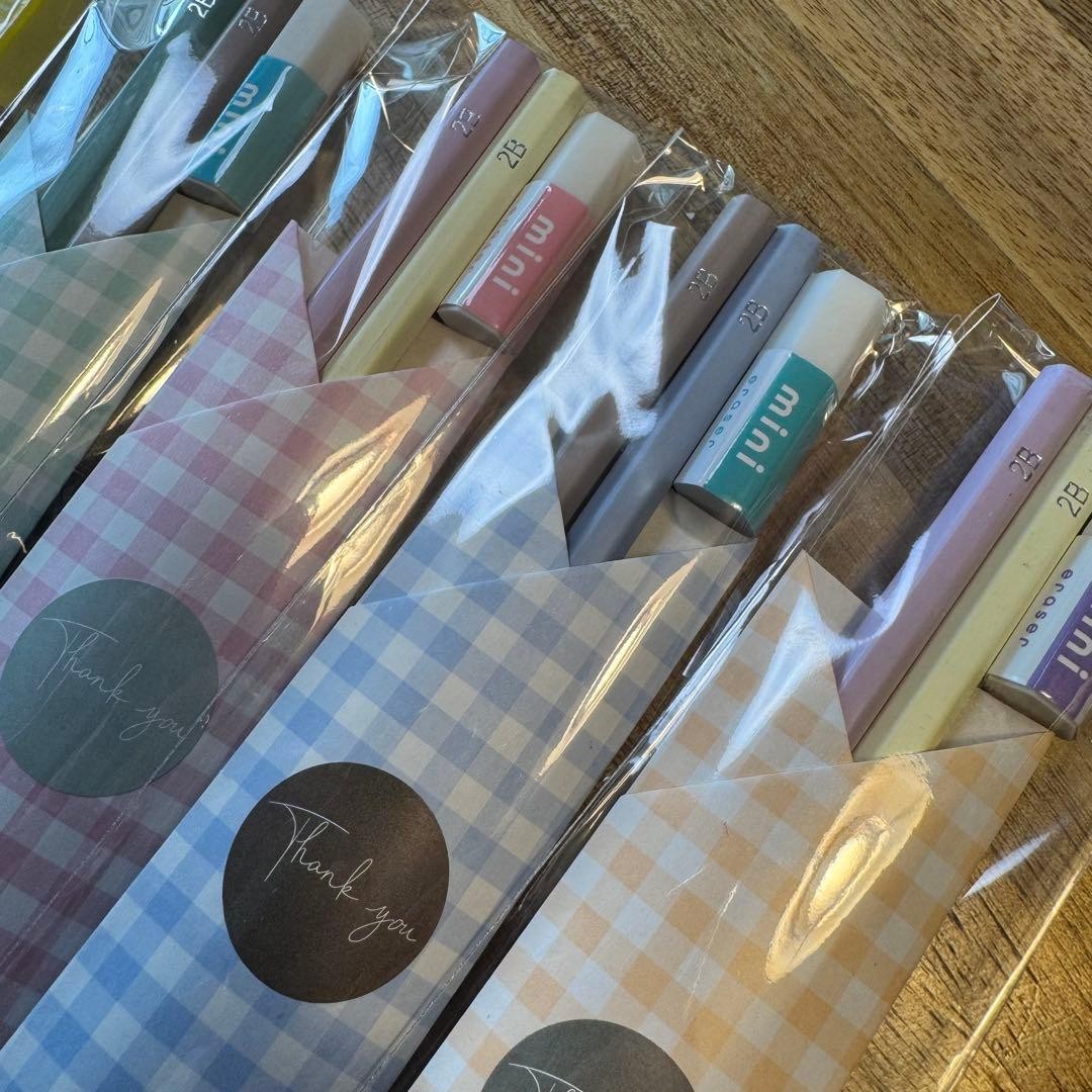 Pencil Eraser, Small Gift, 2B Pencils, Mini Eraser Set, 10 Pcs, Wrapped #d42b37