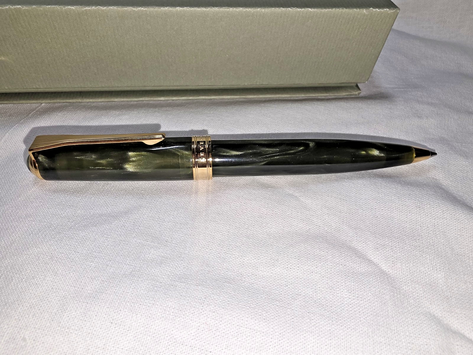 Levenger True Writer Classic Elements Earth Ballpoint Pen NEW InBox Tested Green
