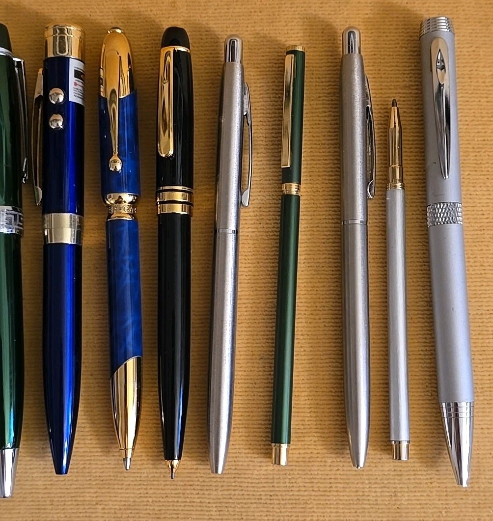 13 Black Green Acrylic Celluloid Steel Attaché Ballpoint Pens Blue LACHIEVA?