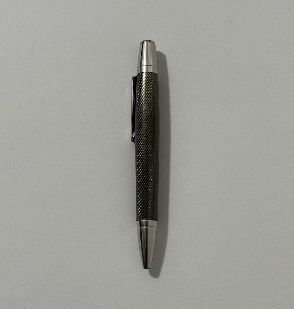 Waterford Writing Instruments Kilbarry Guilloche Ballpoint Pen – Gray – Works