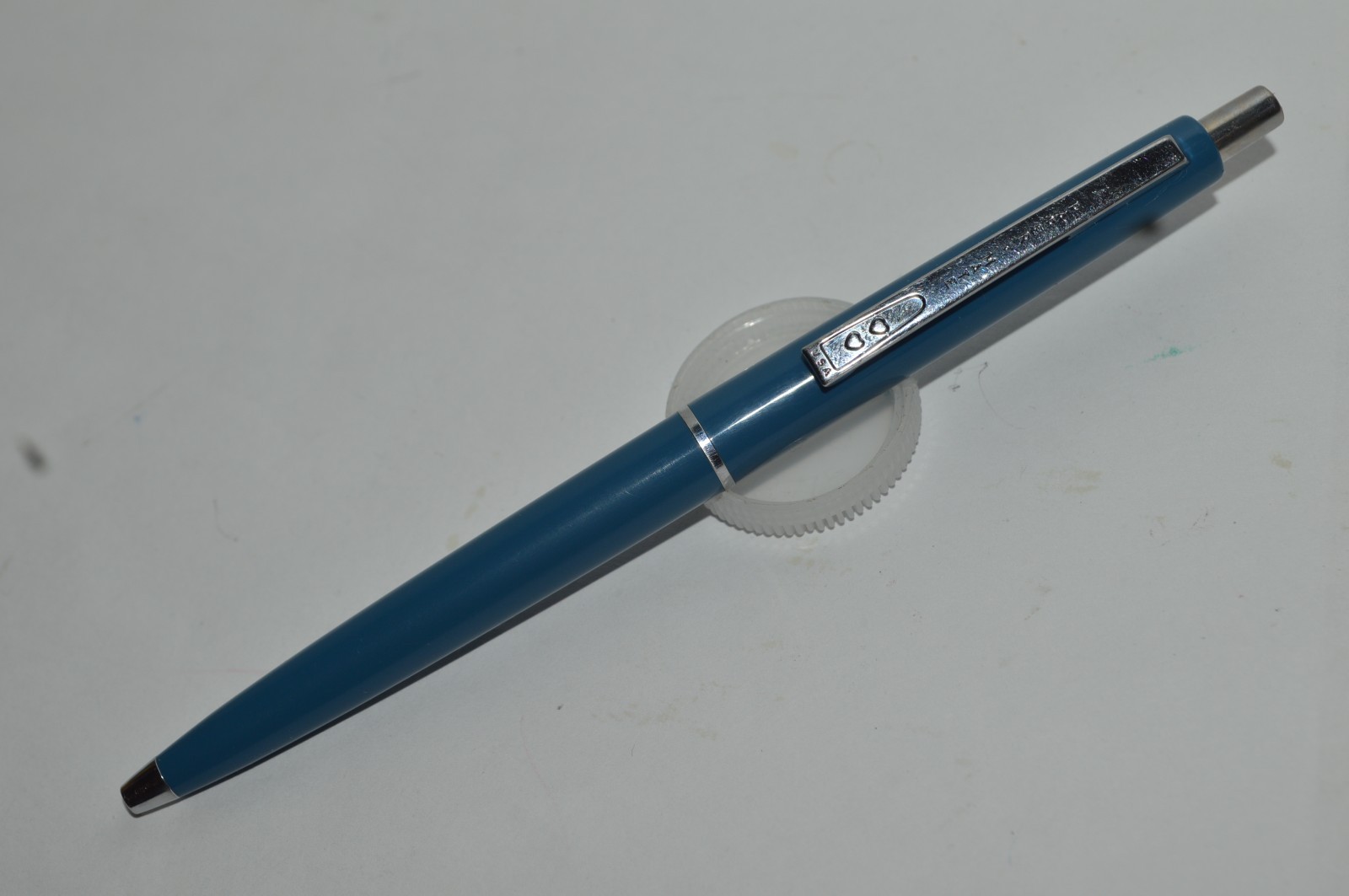 Paper Mate MALIBU Ballpoint Pen Dark Blue Color All Plastic Made In USA Ca 1980s