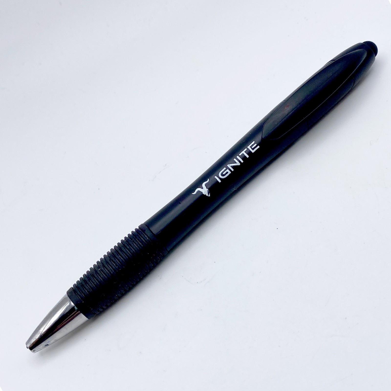 Ignite Vapor Brand 4-in-1 Ink Pen – Black/Red/Blue/Stylus