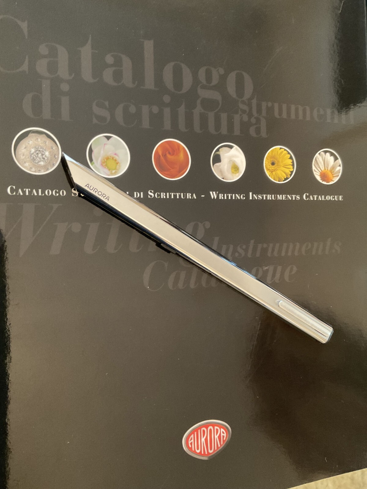 Aurora Thesi Ballpoint Pen Made In Italy MOMA Collection w/Free Refill & Catalog