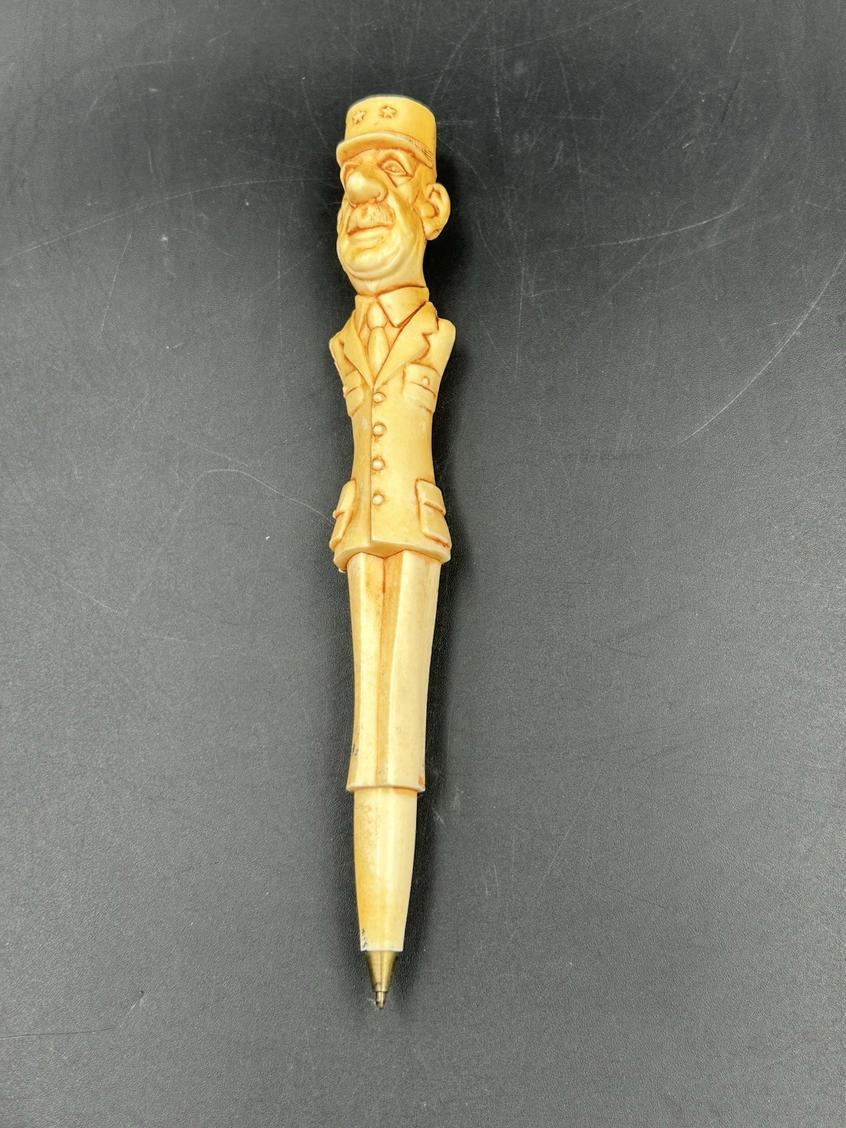 Charles de Gaulle Vintage Celluloid Carved Die Cut Pen