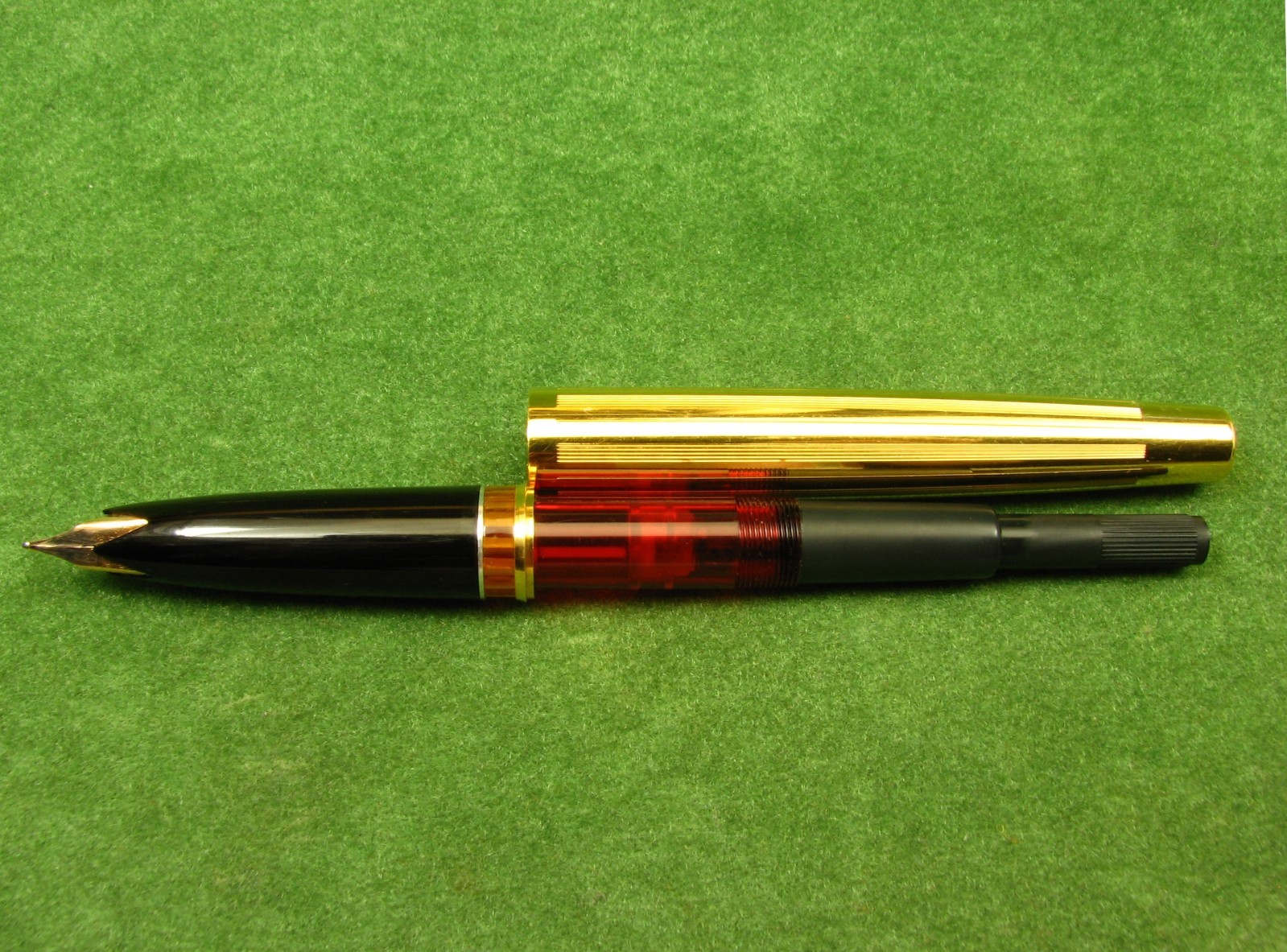 Vintage SOYUZ Goldplated Fountain Pen 14K Gold Nib USSR 1970s NOS