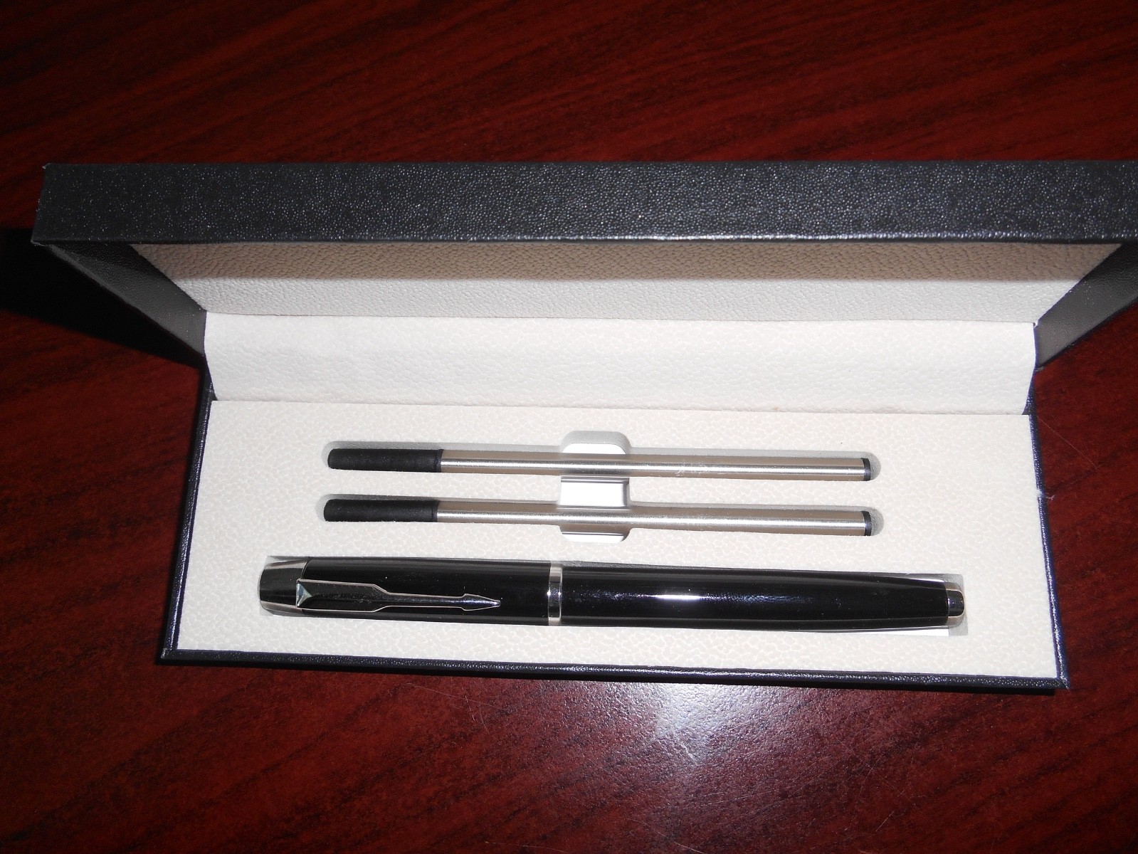 Luxury Ball Point Pen With 2 Refills Best Gift For Professional Execs