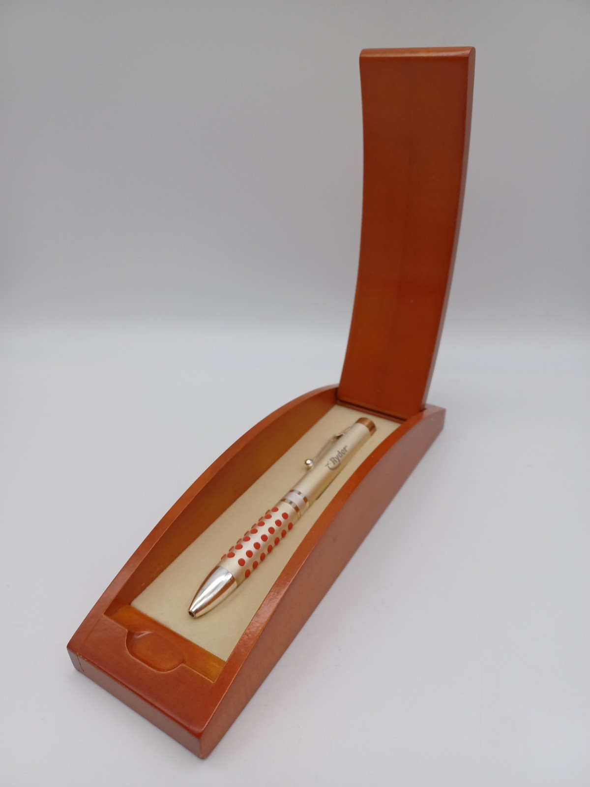 Ryder Branded Ballpoint Pen In Wooden Box