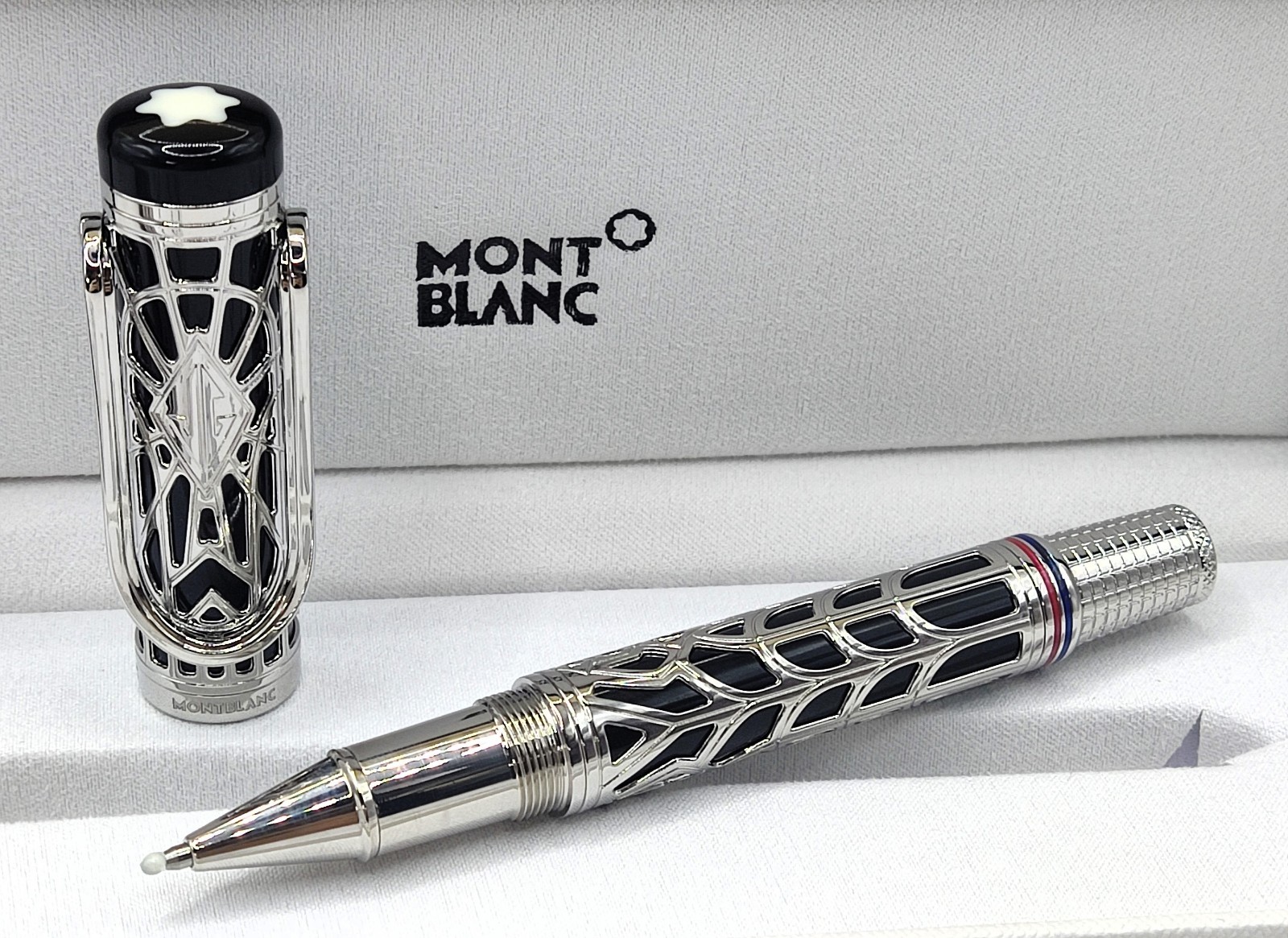Premium Montblanc Homage to The Great Gatsby Edition Rollerball Pen With Box