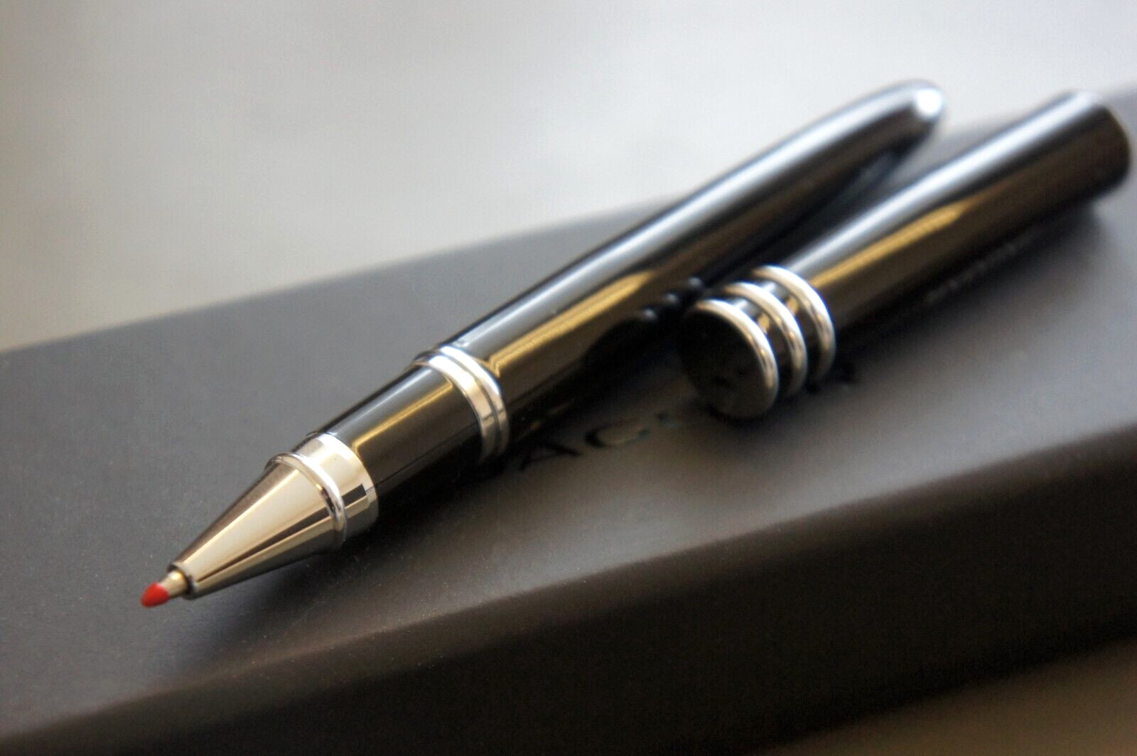 New Porsche Driver’s Selection Black Plastic Signature Ballpoint Roller Ball Pen